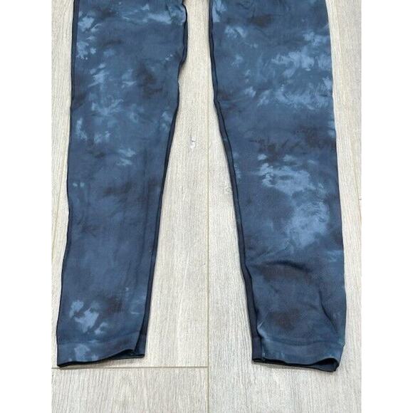 Spanx Womens Seamless Cropped Leggings Mid Rise Tie Dye Yoga Navy Blue Size 1X - Picture 4 of 7